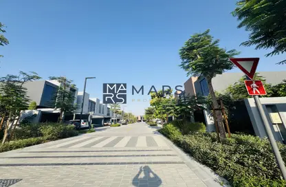 Townhouse - 4 Bedrooms - 5 Bathrooms for rent in Robinia - Masaar - Tilal City - Sharjah