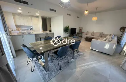 Apartment - 3 Bedrooms - 4 Bathrooms for sale in Zahra Apartments 2B - Zahra Apartments 2 - Zahra Apartments - Town Square - Dubai