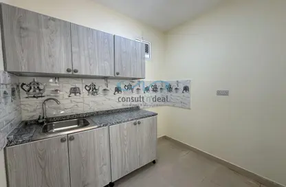 Apartment - Studio - 1 Bathroom for rent in Mohamed Bin Zayed City - Abu Dhabi