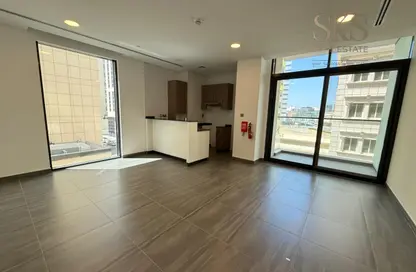 شقة - غرفة نوم - 2 حمامات للايجار في بناية اس بي ال 361 - البرشاء 1 - البرشاء - دبي