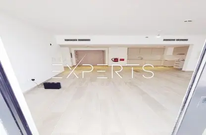 Apartment - 1 Bedroom - 1 Bathroom for rent in Waters Edge - Yas Island - Abu Dhabi