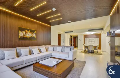 Apartment - 2 Bedrooms - 3 Bathrooms for sale in Burj Khalifa - Burj Khalifa Area - Downtown Dubai - Dubai
