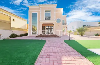 Villa - 5 Bedrooms - 6 Bathrooms for rent in Al Barsha South 1 - Al Barsha South - Al Barsha - Dubai