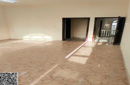 Apartment - 3 Bedrooms - 3 Bathrooms for rent in Al Mowaihat 2 - Al Mowaihat - Ajman