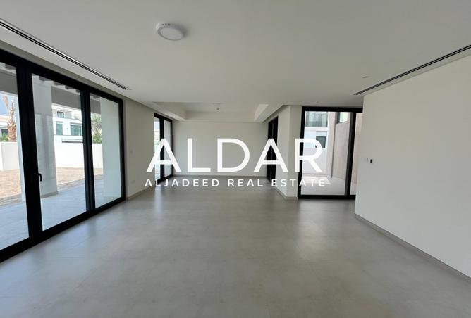 16057301 - Property Image 3