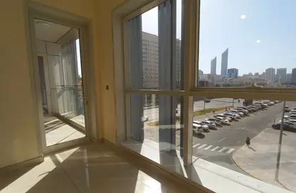 Apartment - 2 Bedrooms - 3 Bathrooms for rent in Al Falah Street - City Downtown - Abu Dhabi