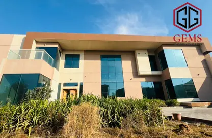 Villa - 5 Bedrooms - 6 Bathrooms for rent in Al Mizhar 3 - Al Mizhar - Dubai