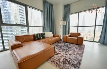 صورة لـ غرفة المعيشة شقة - 3 غرف نوم - 3 حمامات للايجار في بلفيو برج 1 - أبراج بلفيو - دبي وسط المدينة - دبي ، صورة رقم 1