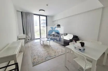 شقة - غرفة نوم - 2 حمامات للبيع في شقق ريحان - الجادة - الشارقة