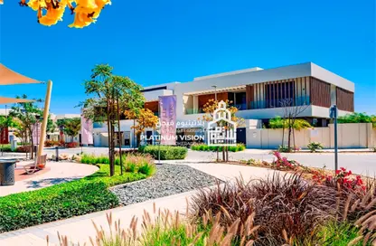 Villa - 4 Bedrooms - 5 Bathrooms for sale in West Yas - Yas Island - Abu Dhabi
