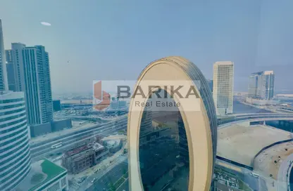 مكتب - استوديو - 1 حمام للايجار في B2B  برج - الخليج التجاري - دبي