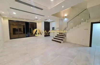 فيلا - 5 غرف نوم - 6 حمامات للايجار في مسكن الامير - منطقة 11 - قرية الجميرا سركل - دبي