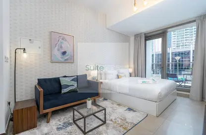 Room / Bedroom image for: Apartment - 1 Bathroom for rent in Sparkle Towers - Dubai Marina - Dubai, Image 1