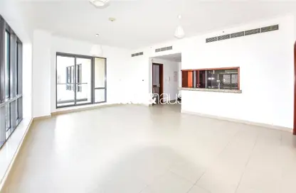Apartment - 1 Bedroom - 2 Bathrooms for rent in South Ridge 6 - South Ridge - Downtown Dubai - Dubai