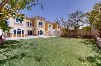 Villa - 3 Bedrooms - 4 Bathrooms for rent in Legacy - Jumeirah Park - Dubai