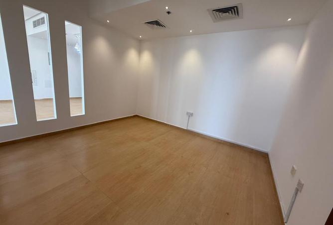 15307301 - Property Image 2