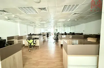 Office Space - Studio - 1 Bathroom for rent in Al Khabisi - Deira - Dubai