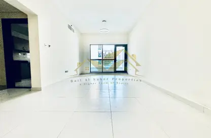 Apartment - 1 Bedroom - 2 Bathrooms for rent in Jumeirah Garden City - Al Satwa - Dubai
