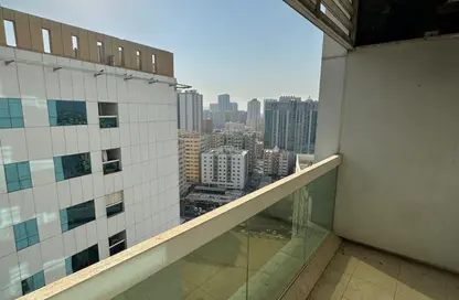 Apartment - 1 Bedroom - 2 Bathrooms for rent in Crown Palace Hotel - Al Rashidiya 1 - Al Rashidiya - Ajman