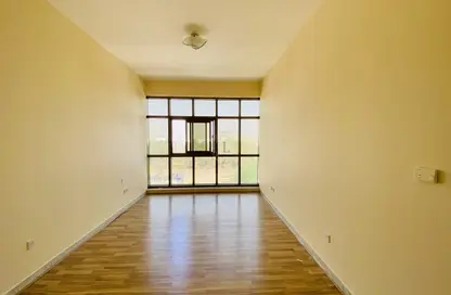 Apartment - 3 Bedrooms - 3 Bathrooms for rent in Hai Qesaidah - Central District - Al Ain