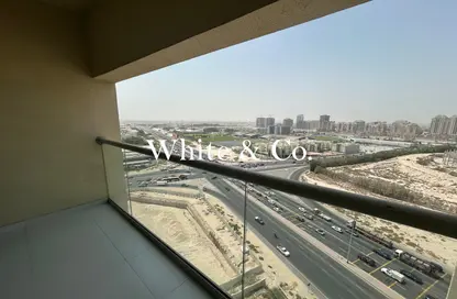 شقة - غرفة نوم - 2 حمامات للايجار في مبنى ربدان - مدينة السيارات - دبي