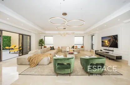 Apartment - 4 Bedrooms - 5 Bathrooms for sale in Bahar 5 - Bahar - Jumeirah Beach Residence - Dubai