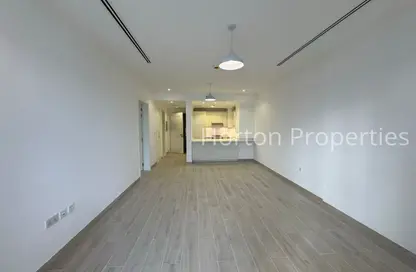 شقة - غرفة نوم - 2 حمامات للايجار في مياس جنيف - منطقة 14 - قرية جميرا الدائرية - دبي شقة - غرفة نوم - 2 حمامات للايجار في مياس جنيف - منطقة 14 - قرية جميرا الدائرية - دبي