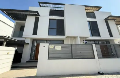 فيلا - 5 غرف نوم - 5 حمامات للبيع في مدينة أجمل مكان - مدينة الواجهة المائية لإمارة الشارقة - الشارقة