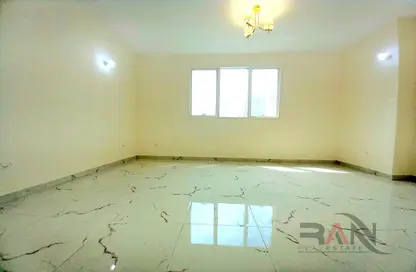 Apartment - 2 Bedrooms - 2 Bathrooms for rent in SS Building - Al Salam Street - Abu Dhabi