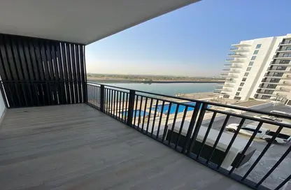 Apartment - Studio - 1 Bathroom for rent in Waters Edge - Yas Island - Abu Dhabi