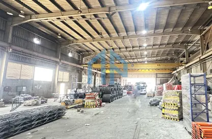 Warehouse - Studio - 1 Bathroom for rent in RAS - Umm Ramool - Dubai