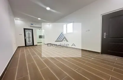 شقة - 1 حمام للايجار في مدينة الرياض - أبوظبي
