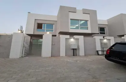 Outdoor House image for: Villa - 4 Bedrooms - 6 Bathrooms for rent in Al Yasmeen 1 - Al Yasmeen - Ajman, Image 1