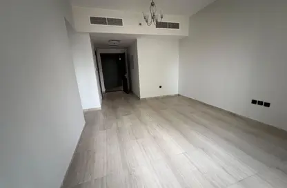Apartment - 2 Bedrooms - 2 Bathrooms for rent in Al Khan Corniche - Al Khan - Sharjah