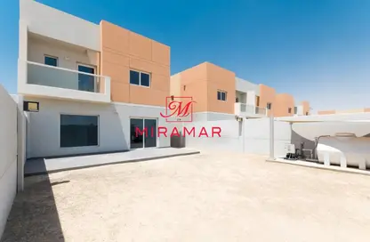 Villa - 3 Bedrooms - 4 Bathrooms for rent in Manazel Al Reef 2 - Al Samha - Abu Dhabi