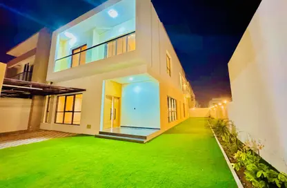 Apartment - 5 Bedrooms - 7 Bathrooms for rent in Hoshi - Al Badie - Sharjah
