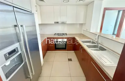 شقة - 2 غرف نوم - 3 حمامات للايجار في برج فيستا 2 - برج فيستا - دبي وسط المدينة - دبي شقة - 2 غرف نوم - 3 حمامات للايجار في برج فيستا 2 - برج فيستا - دبي وسط المدينة - دبي