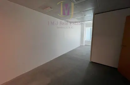 Office Space - Studio - 1 Bathroom for rent in Al Moosa Tower 2 - Al Moosa Towers - Sheikh Zayed Road - Dubai