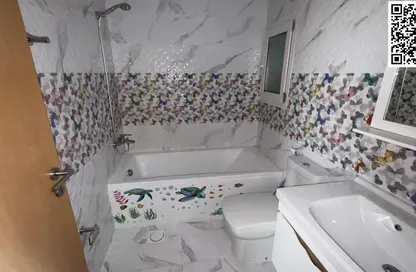 Apartment - 1 Bedroom - 2 Bathrooms for rent in Gate Tower 1 - Musheiref - Ajman