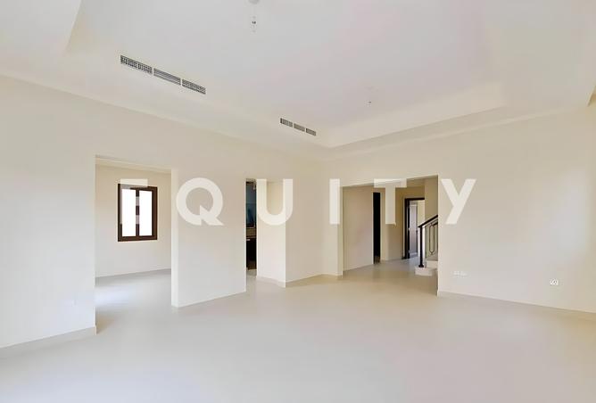 15710600 - Property Image 2