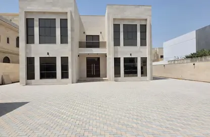 Villa - 5 Bedrooms - 7+ Bathrooms for rent in Nad Al Sheba 4 - Nad Al Sheba - Dubai