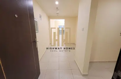 Apartment - 1 Bedroom - 2 Bathrooms for rent in UOS - Muwaileh Commercial - Sharjah Apartment - 1 Bedroom - 2 Bathrooms for rent in UOS - Muwaileh Commercial - Sharjah