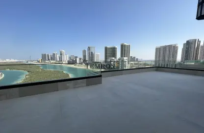 Terrace image for: Apartment - 4 Bedrooms - 6 Bathrooms for rent in One Reem Island - Shams Abu Dhabi - Al Reem Island - Abu Dhabi, Image 1