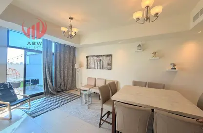 فيلا - 3 غرف نوم - 5 حمامات للايجار في سينسز - المنطقة 11 - مدينة الشيخ محمد بن راشد - دبي