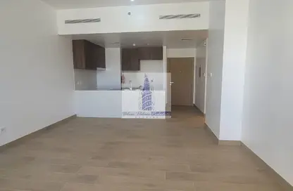 Apartment - 2 Bedrooms - 2 Bathrooms for rent in La Cote Building 3 - Jumeirah 1 - Jumeirah - Dubai