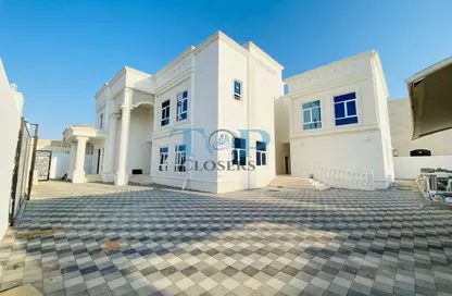 Villa - 7 Bedrooms for rent in Al Bateen - Al Ain