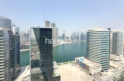 Apartment - 3 Bedrooms - 4 Bathrooms for rent in Future Tower - Business Bay - Dubai