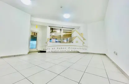 شقة - 2 غرف نوم - 2 حمامات للايجار في بلو تاور - شارع الشيخ زايد - دبي شقة - 2 غرف نوم - 2 حمامات للايجار في بلو تاور - شارع الشيخ زايد - دبي