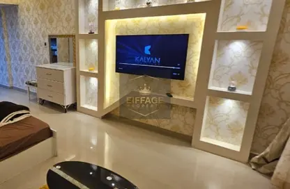 عمارة بالكامل - 8 غرف نوم - 8 حمامات للبيع في مجمع مويلح - تجارية مويلح - الشارقة