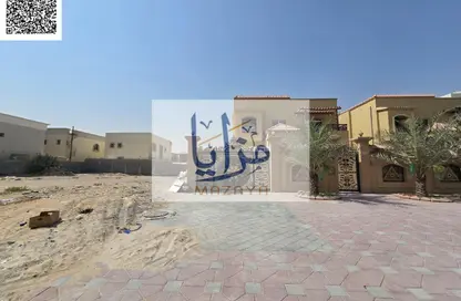 فيلا - 5 غرف نوم - 7 حمامات للبيع في 1 المويهات - المويهات - عجمان
